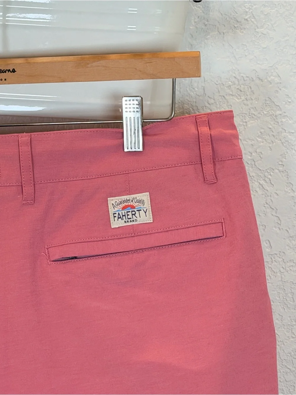 Faherty All Day Belt Loop Shorts 7” in Sunrose size 34